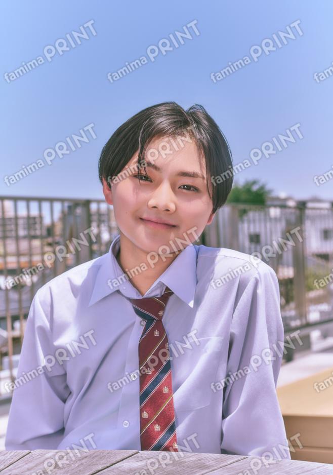斎藤羽雲_制服01