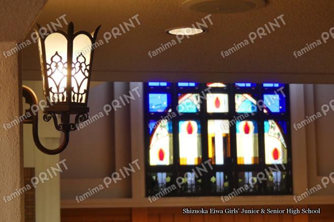 礼拝堂ステンドグラス